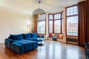 Majestic Residence -150m2 with Iconic Market Square View AS HOME Apartamenty R506